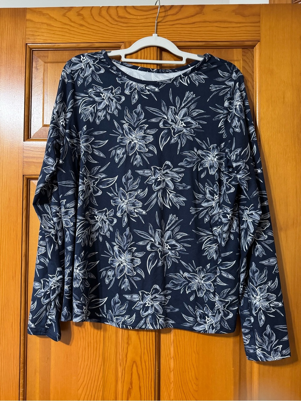 Hang Ten Navy Blue Floral Long-Sleeve Tee UV Protection